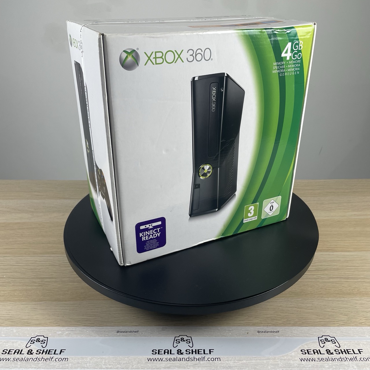 Microsoft Xbox 360 Slim (4GB)