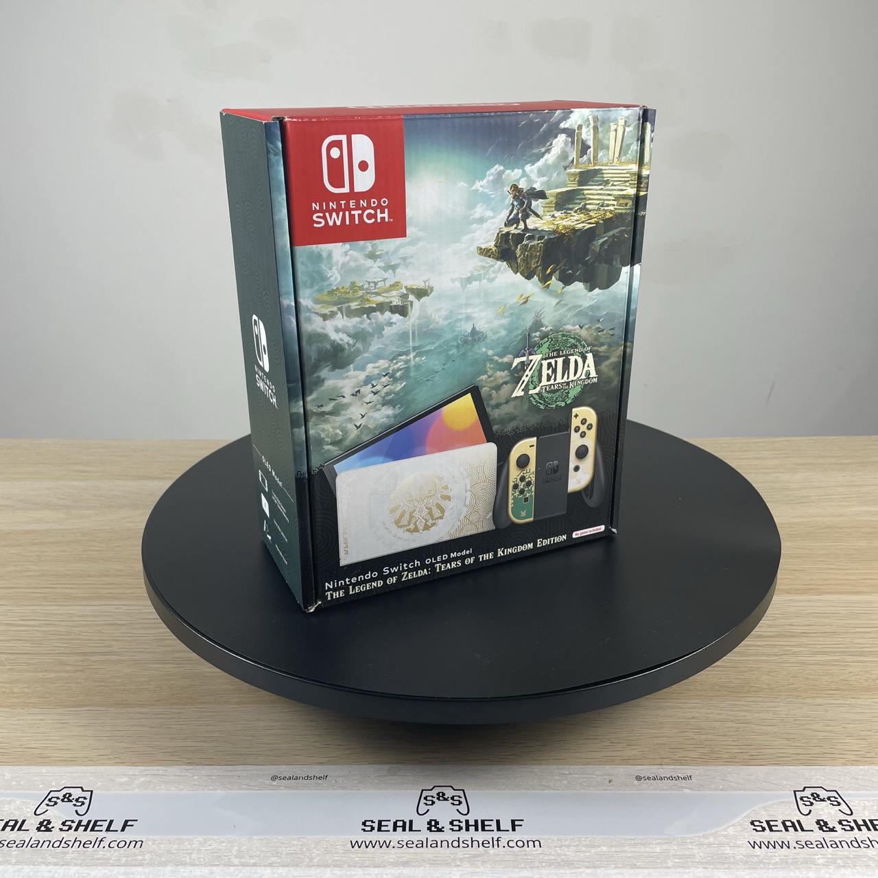 Nintendo Switch OLED – The Legend of Zelda: Tears of the Kingdom Edition