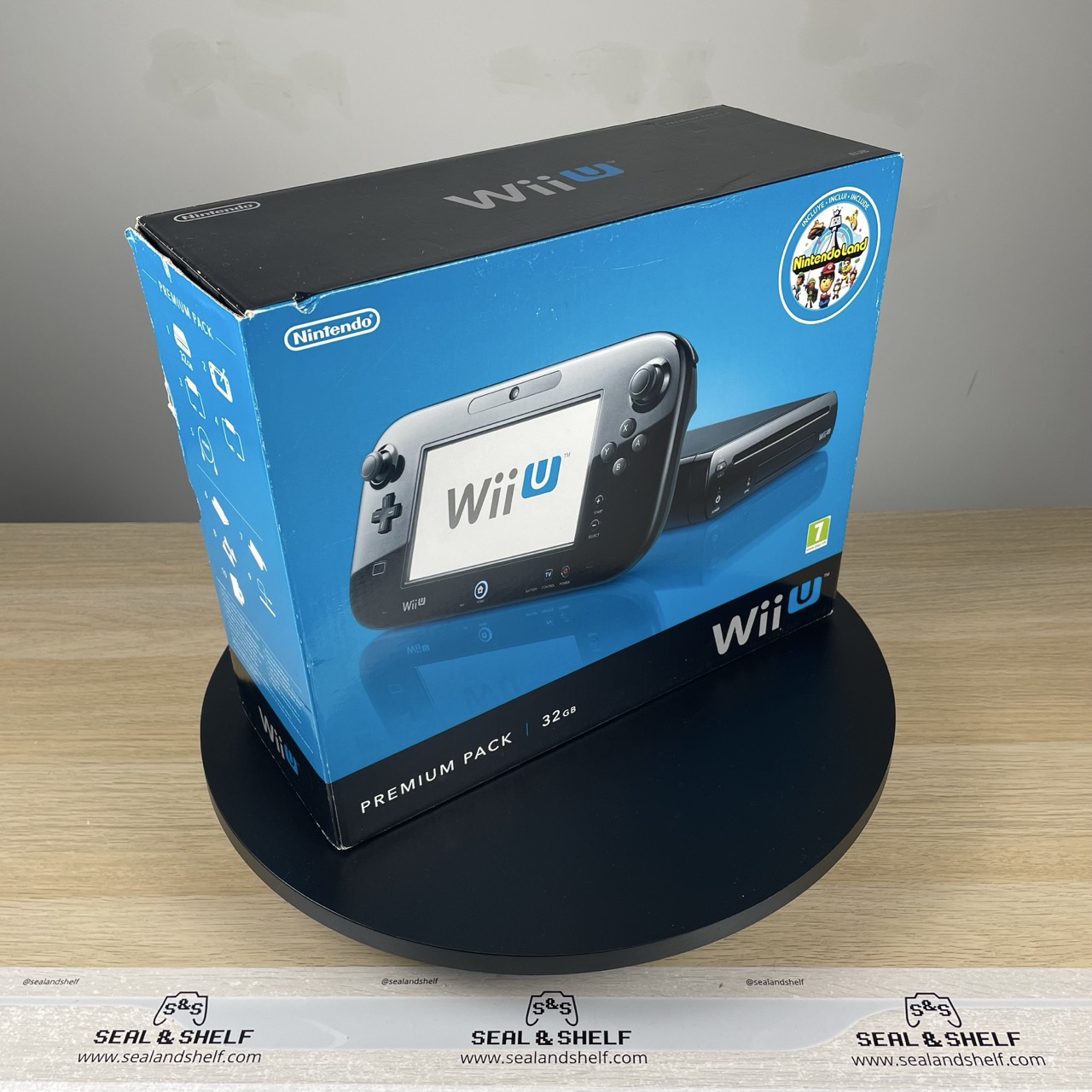 Nintendo Wii U – Premium Pack 32GB (Nintendo Land Bundle)
