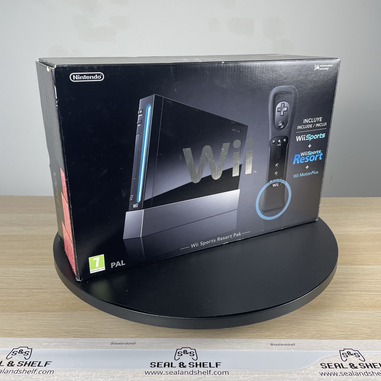 Nintendo Wii Sports + Wii Sports Resort - Like New