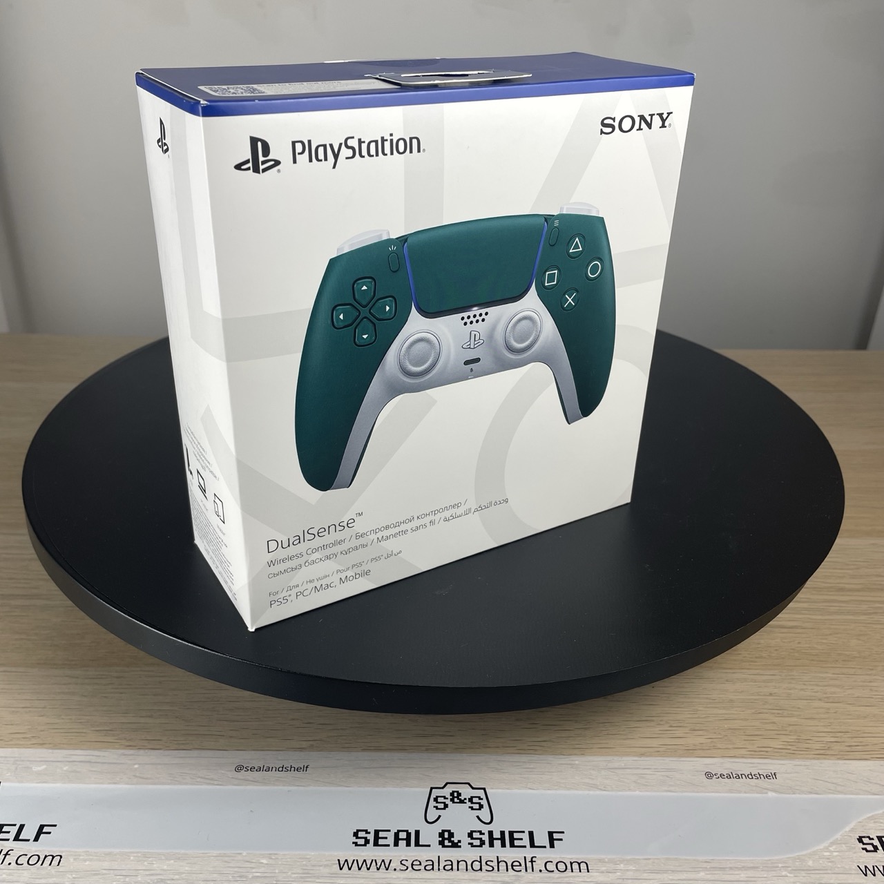 DualSense Wireless Controller – Alpine Green Esports World Cup Edition PS5 - 1