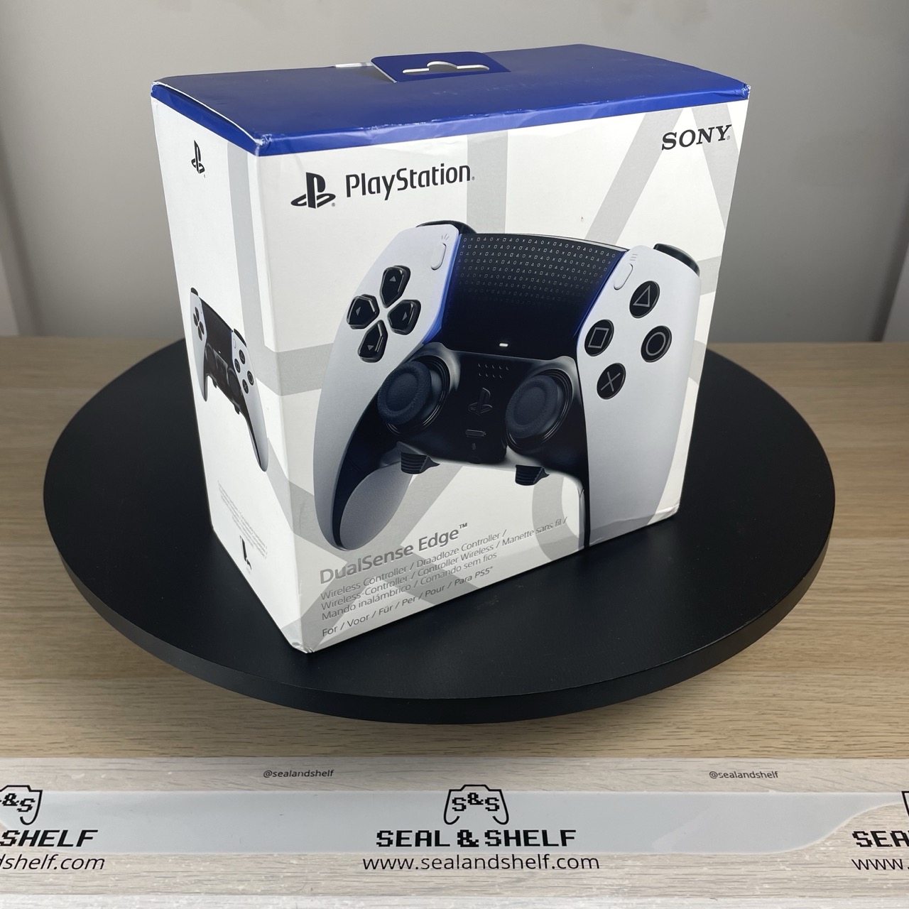 Sony DualSense Edge Wireless Controller – White PS5 (Pro Controller) - 1